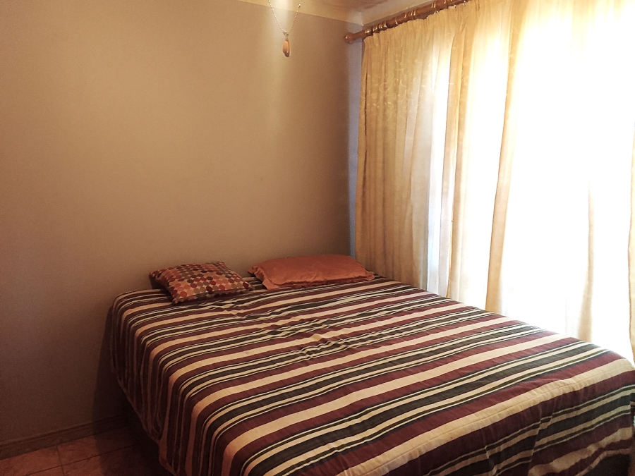 To Let 3 Bedroom Property for Rent in Geelhoutpark North West